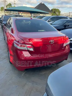 Toyota Camry SE 4dr Sedan (2.5L 4cyl 6AM) 2010 Red