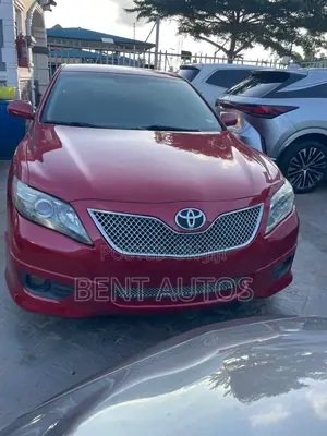 Toyota Camry SE 4dr Sedan (2.5L 4cyl 6AM) 2010 Red