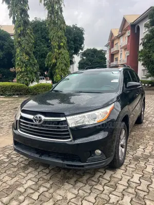 Toyota Highlander XLE 4dr SUV AWD (3.5L 6cyl 6A) 2015 Black