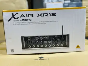 Behringer Xair XR12 Digital Mixer