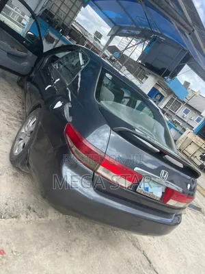 Honda Accord 2005 Gray