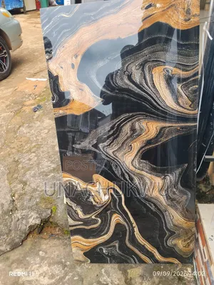 60/120 Super Polished Black and Gold Design