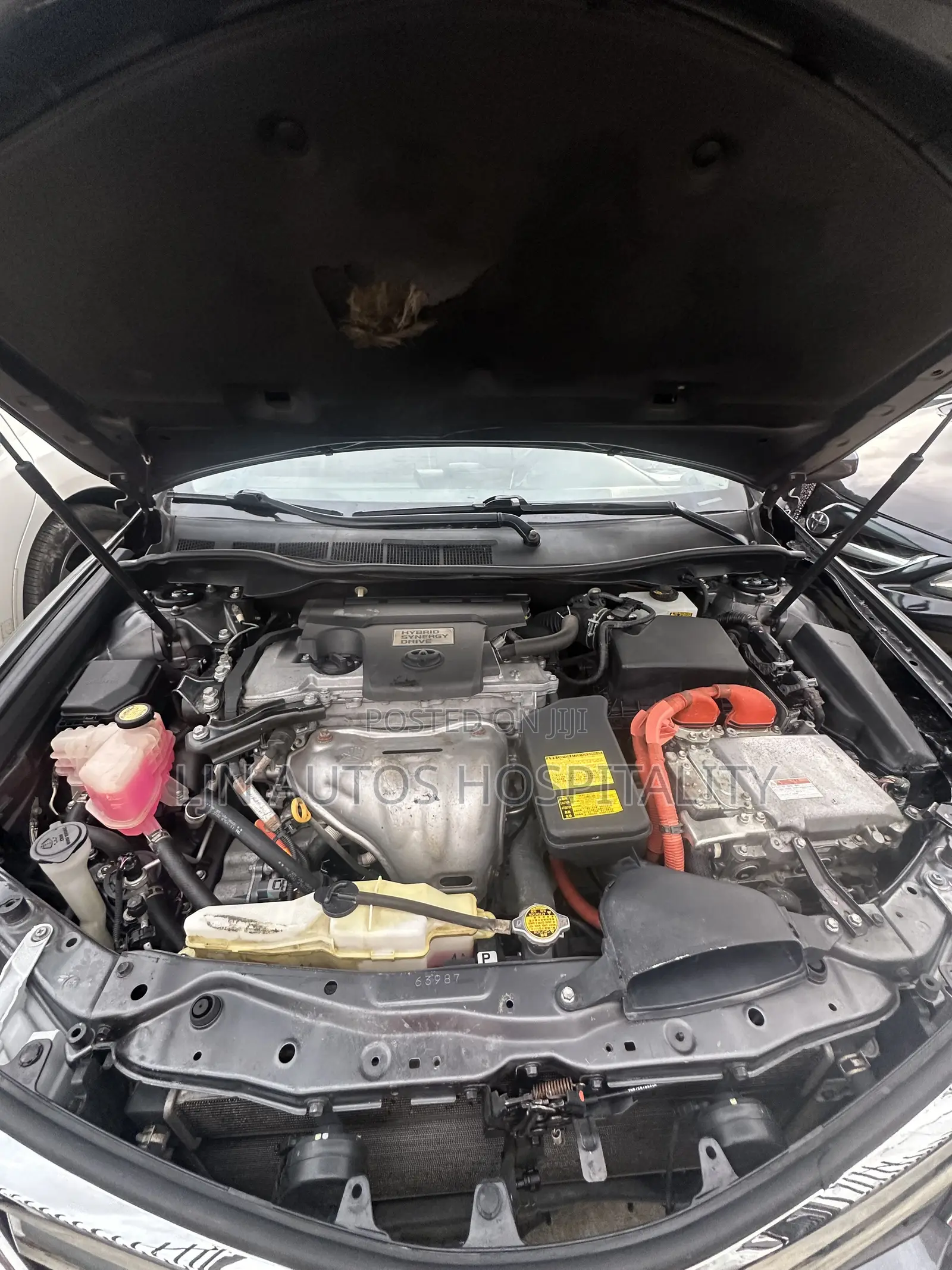 Toyota Camry Hybrid LE 2012 Gray