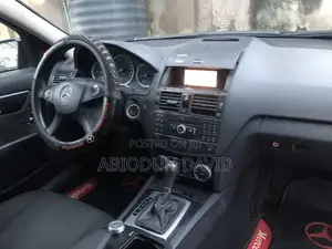 Mercedes-Benz C200 2007 Black