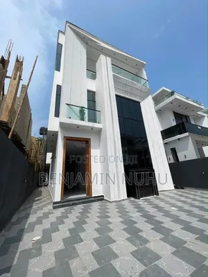 Furnished 6bdrm Duplex in Chevron. for sale