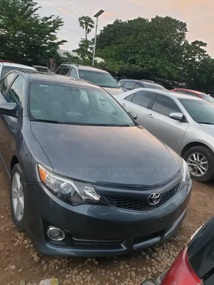 Toyota Camry SE Sport 4dr Sedan w/Prod. End 11/13 (2.5L 4cyl 6A) 2014