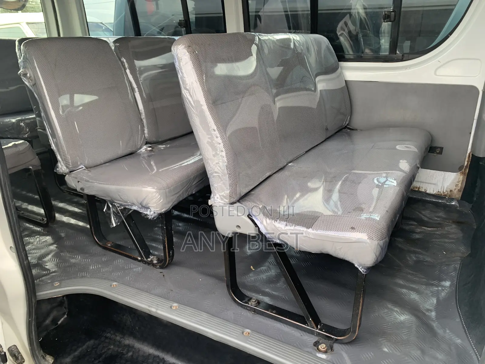 Toyota HiAce 2012 White