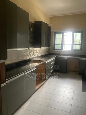 2bdrm Apartment in Coconut Grove, Victoria Island for rent