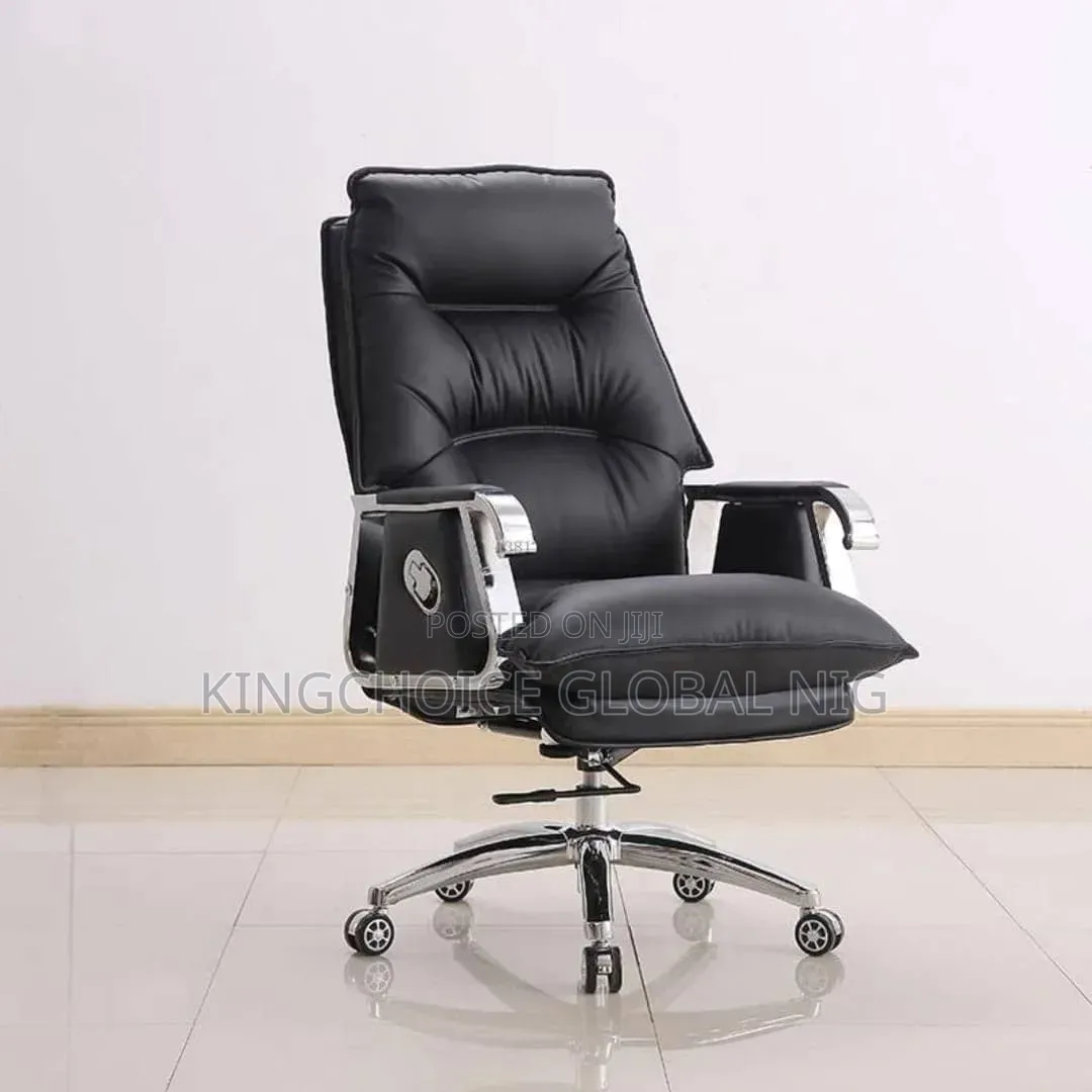 Smart Working Tables and Chairs Available