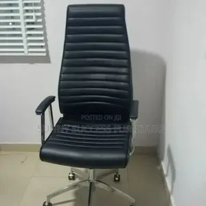Strong Executive Swivel Office Chair With Long Back Rest