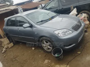 Toyota Yaris 1.4 2002 Silver