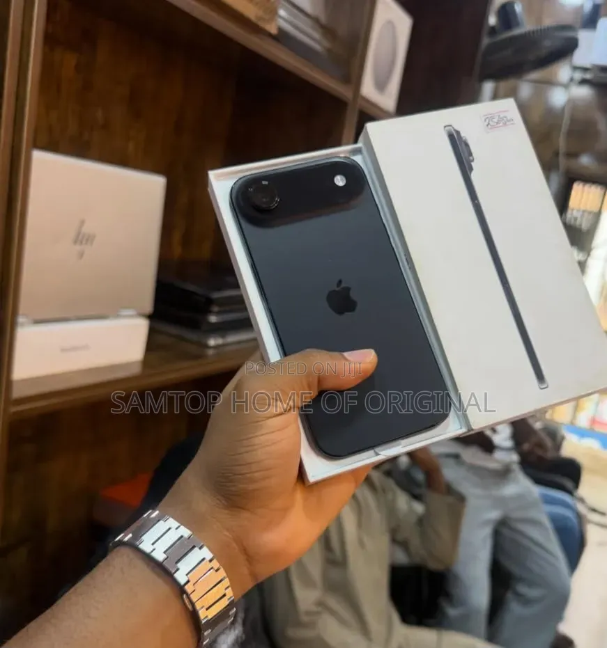 New Apple iPhone Air 256 GB Black