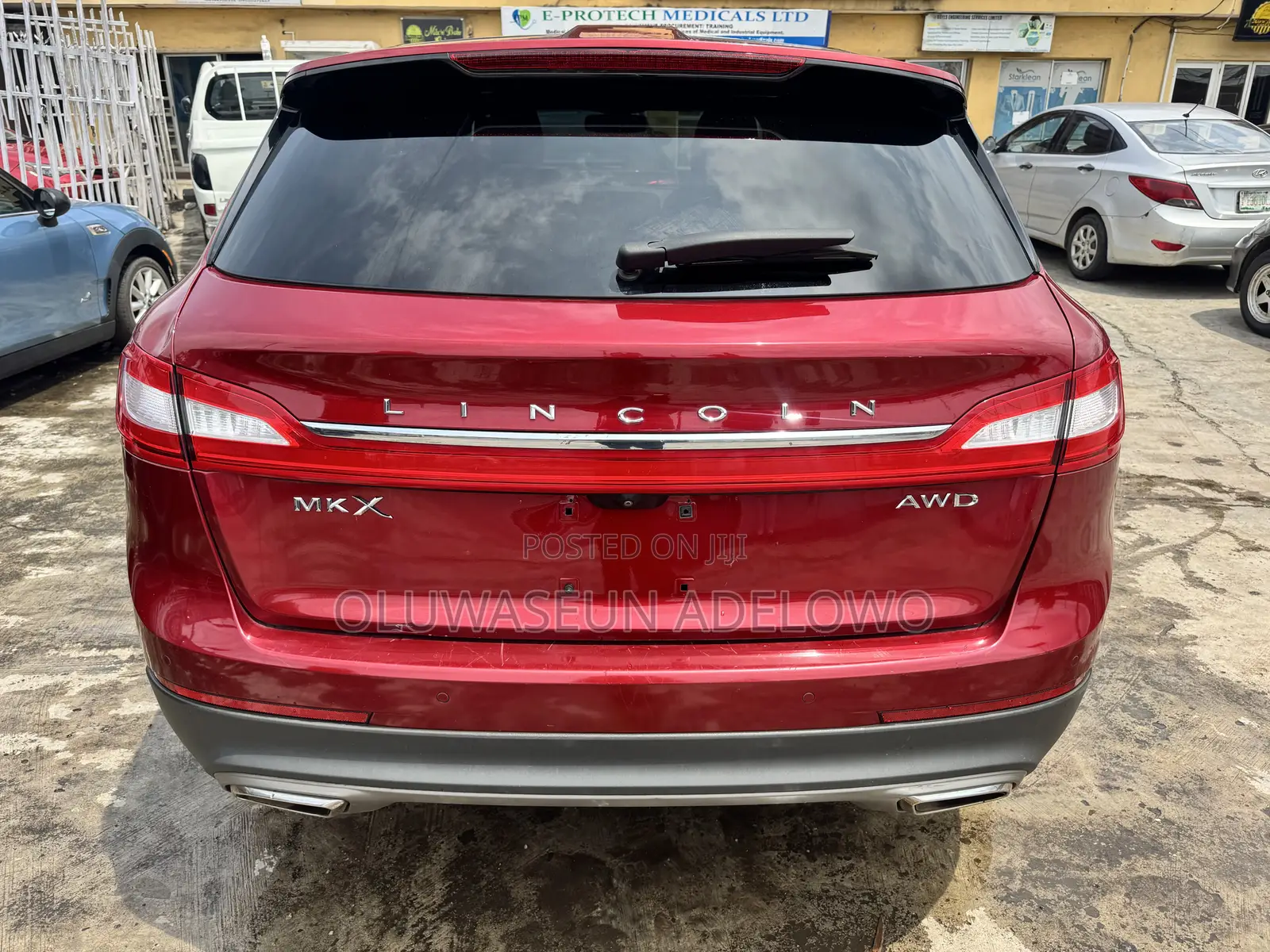 Lincoln MKX 4dr SUV 2016 Red