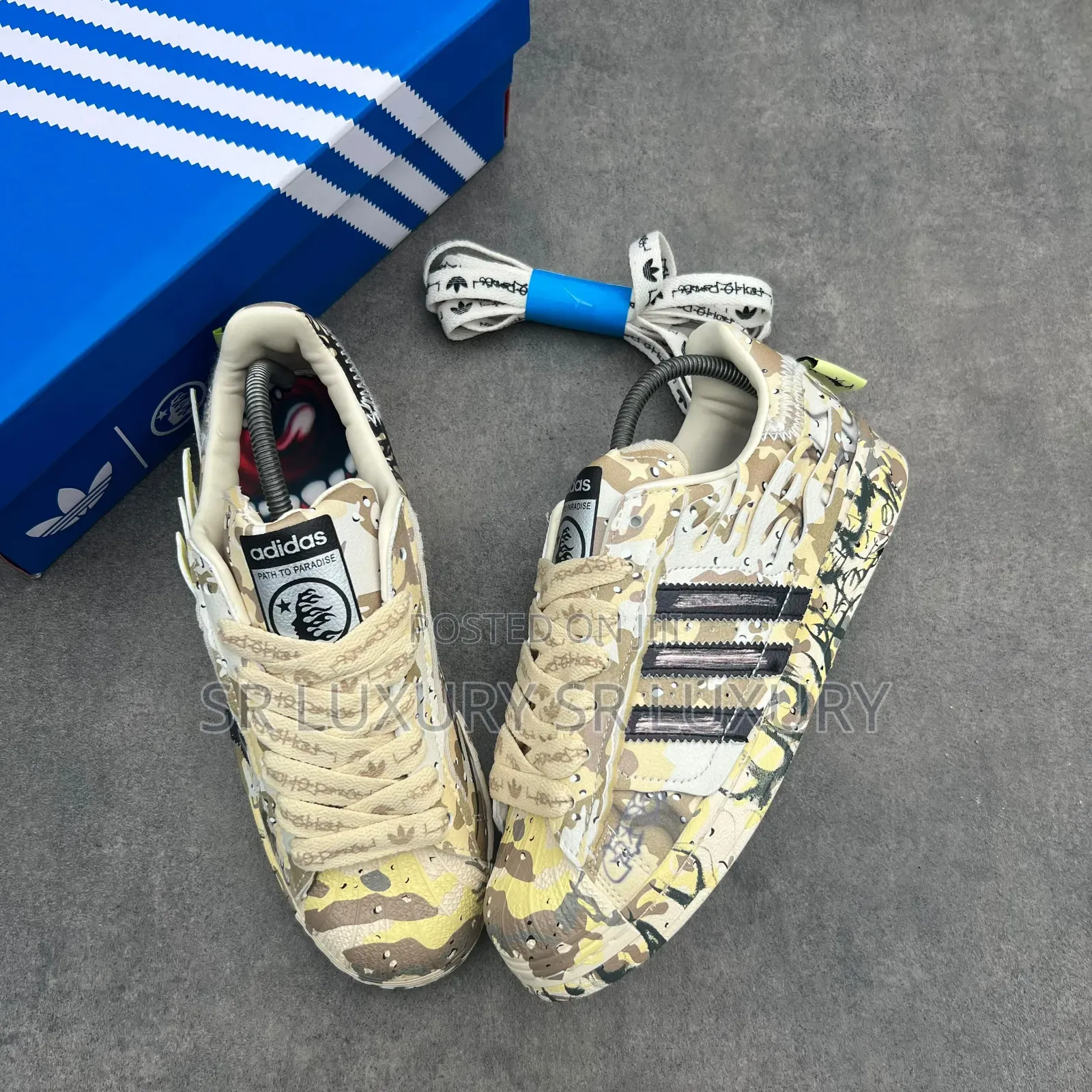 Original Adidas Superstar Hellstar