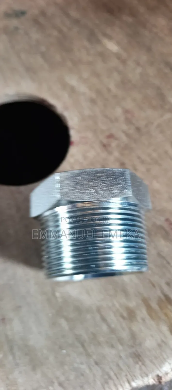 Threaded Hex Bushing 1"x11⁄2"