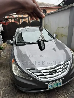 Hyundai Sonata SE Sedan FWD (2.4L 4cyl 6A) 2013 Teal