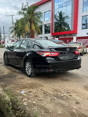 Toyota Camry SE (2.5L 4cyl 8A) 2019 Black