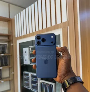 Apple iPhone 17 Pro Max 256 GB Blue
