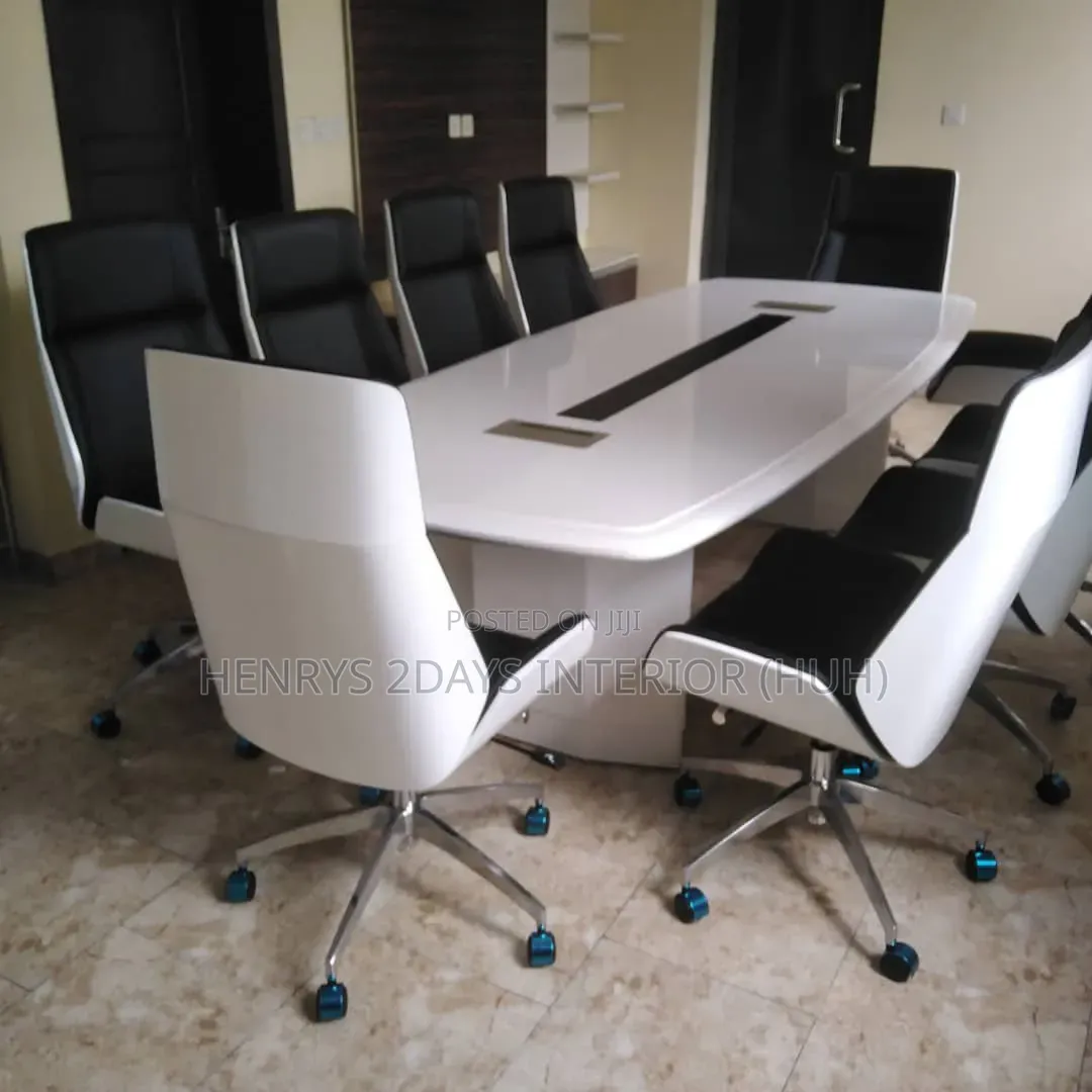 Comference Table With Chairs Black and White Color