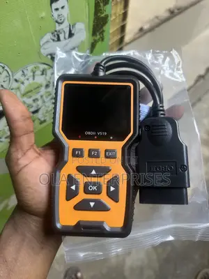 OBDII V519 Car Diagnostic Scanner