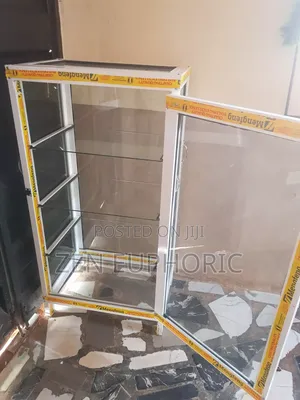 Show Glass for Sale