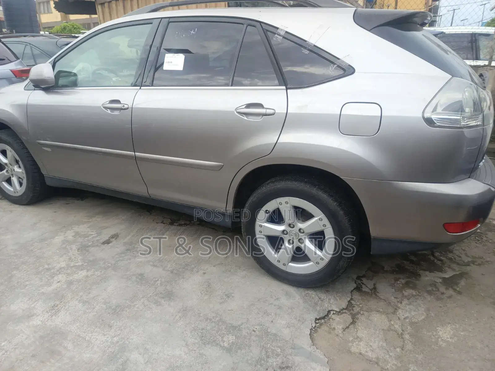 Lexus RX 2006