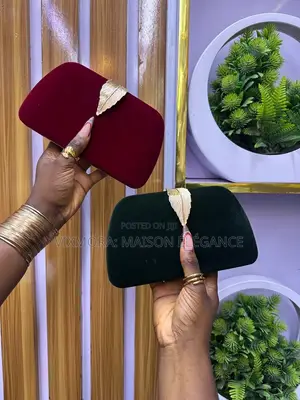Quality Purse Boxed