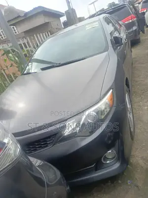Toyota Camry 2012 Gray