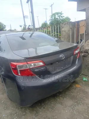 Toyota Camry 2012 Gray