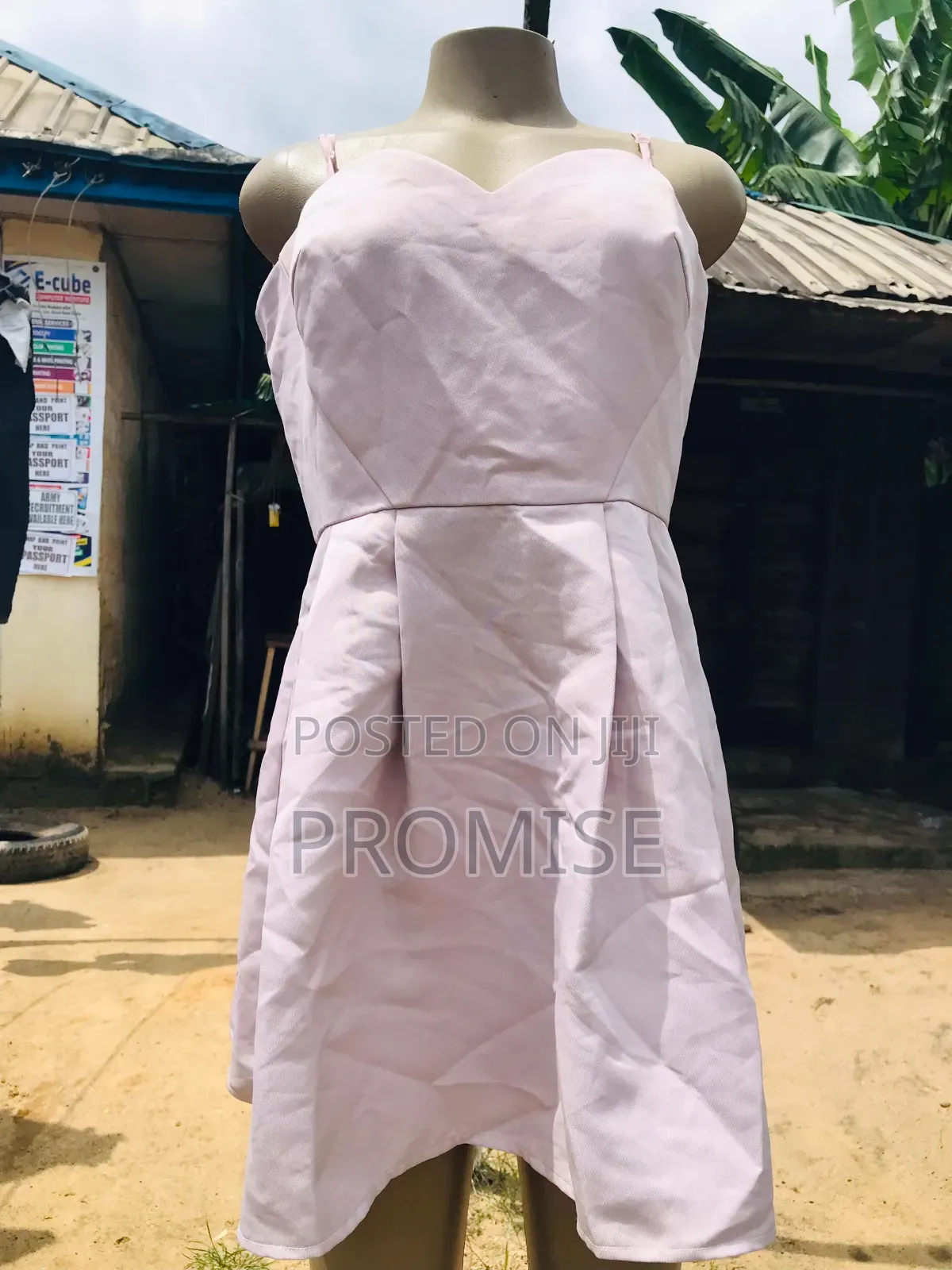 Gowns, Tops