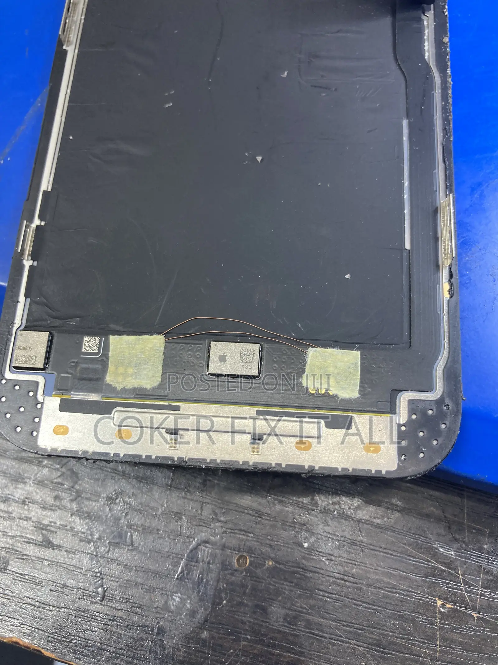 iPhone Micro-Soldering Engineering