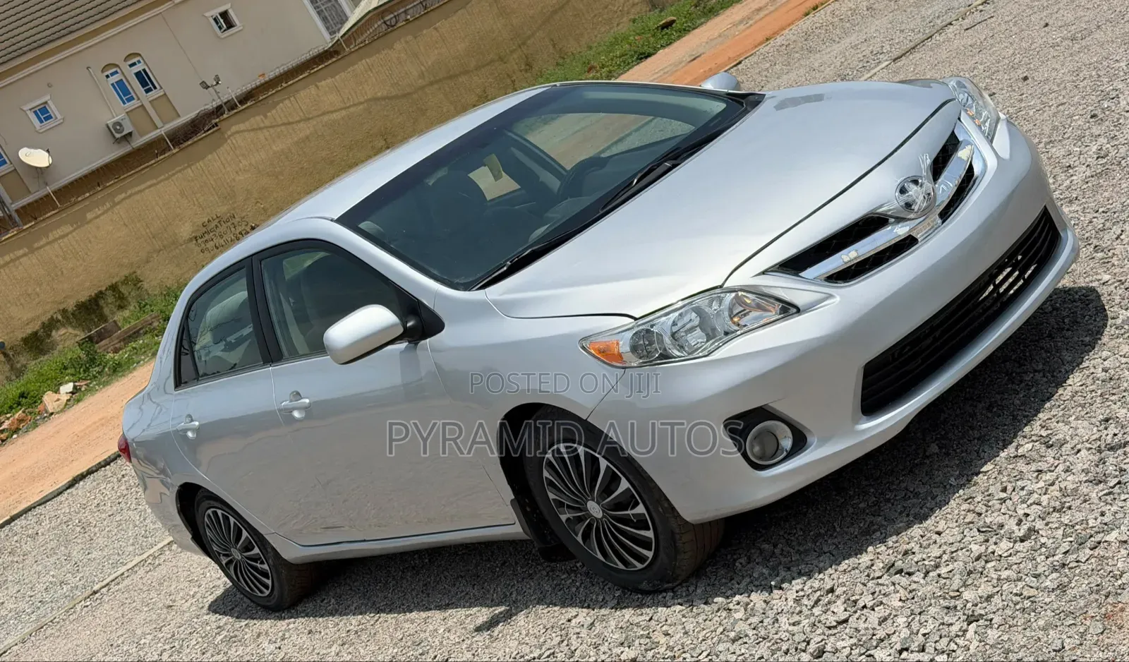 Toyota Corolla 2013 Silver