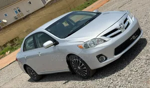 Toyota Corolla 2013 Silver