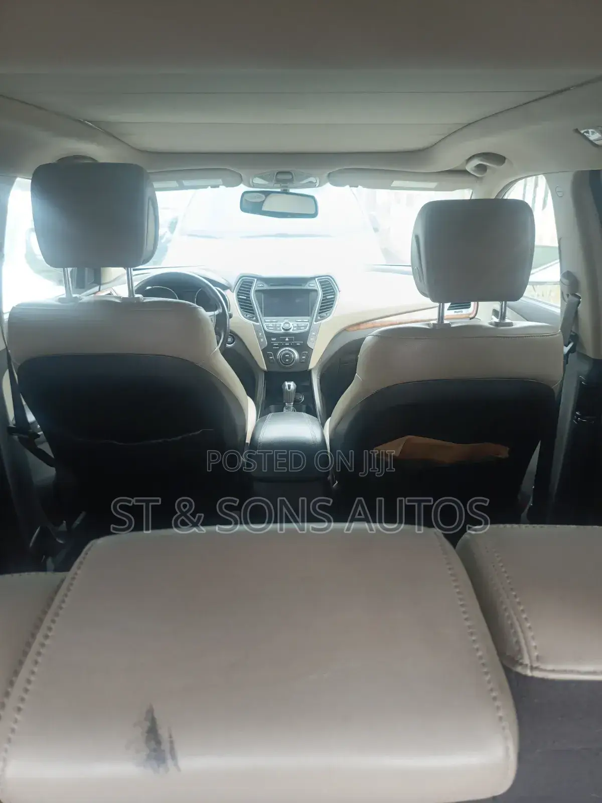 Hyundai Santa Fe 2013 White