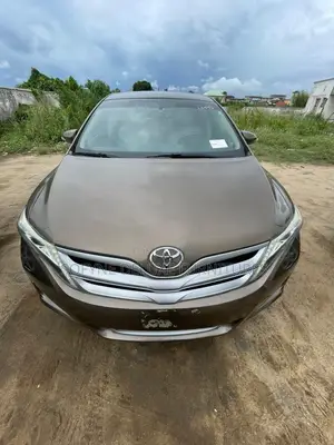 Toyota Venza 2013 Gold