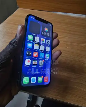 Apple iPhone 12 64 GB Black