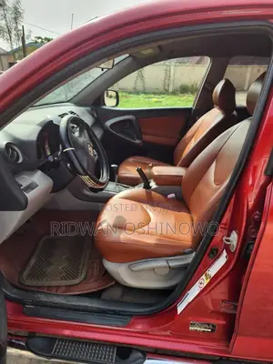 Toyota RAV4 2008 Red