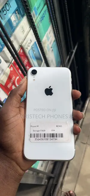 Apple iPhone XR 128 GB White