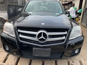Mercedes-Benz GLK-Class 2010 Black