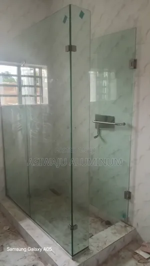 Bbathroom Glass
