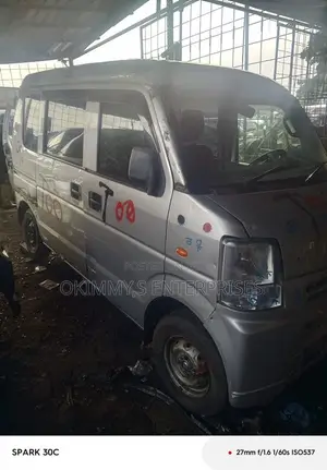 Suzuki Every 2010 Silver