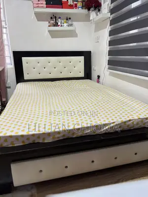 4.5 by 6 Bedframe