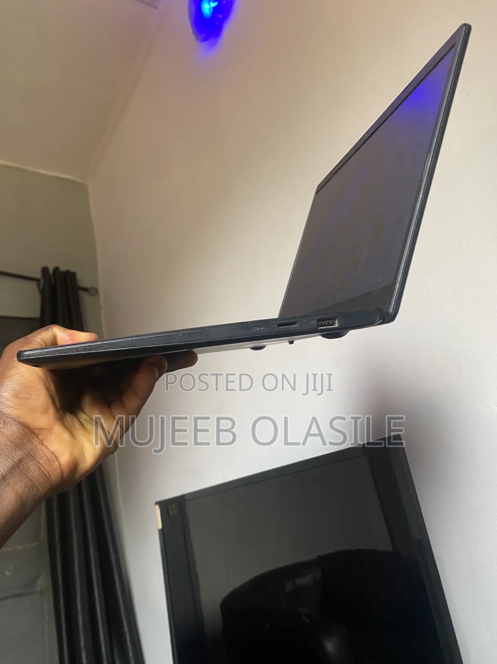 Laptop Asus Vivobook 14 4GB Intel Celeron eMMC 60GB