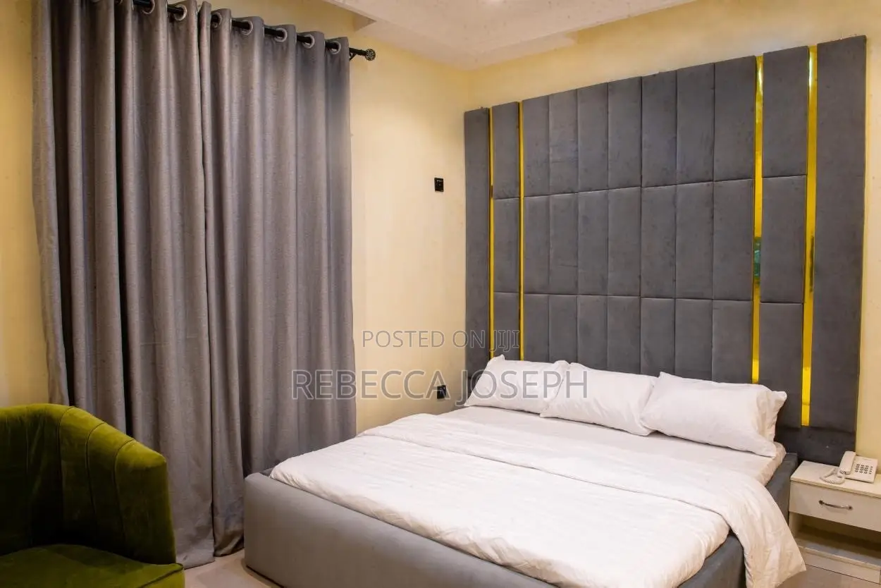 Advena Service Apartment
