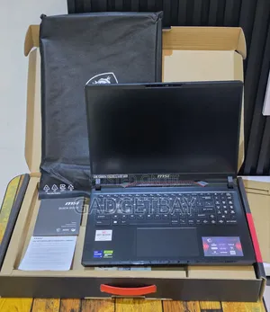 Laptop MSI Raider GE68HX 13VI-202US 64GB Intel Core i9 SSD 2T