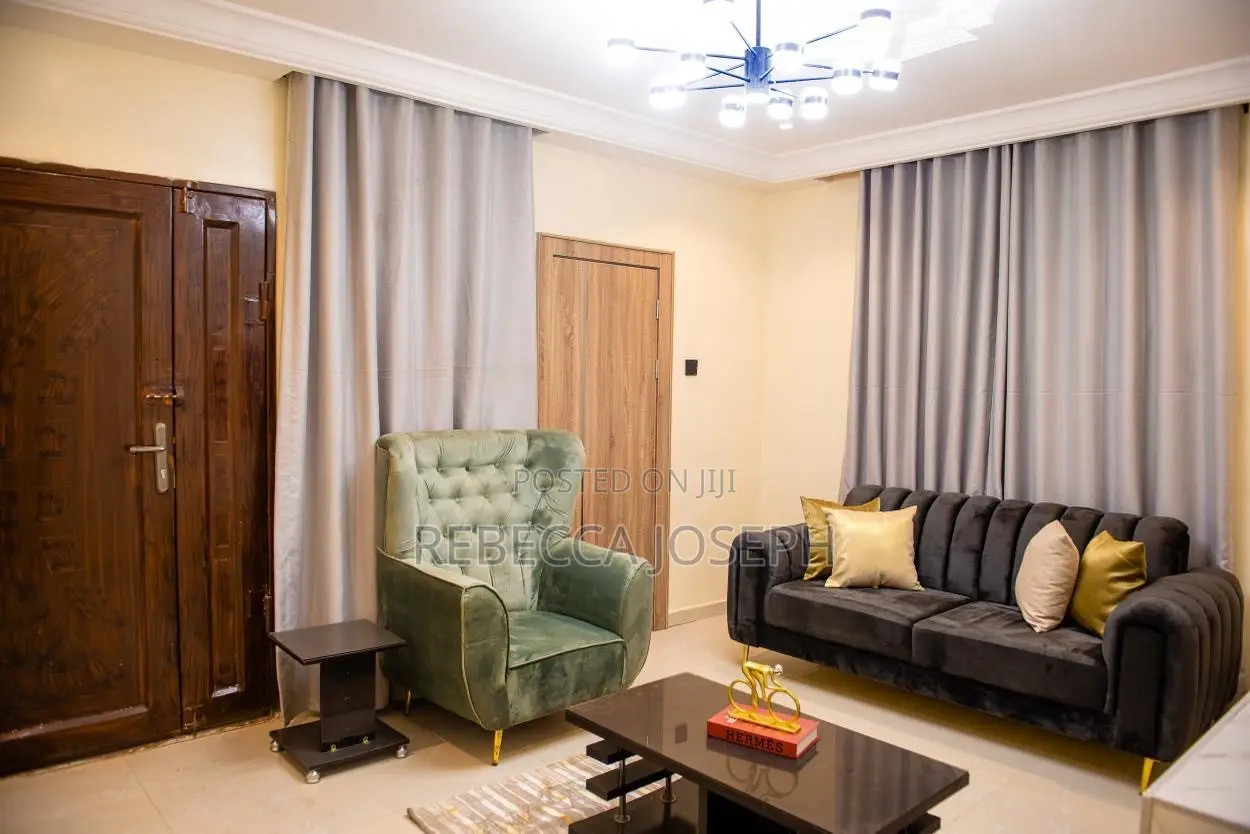Advena Service Apartment