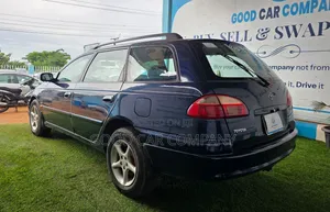 Toyota Avensis 2001 Blue