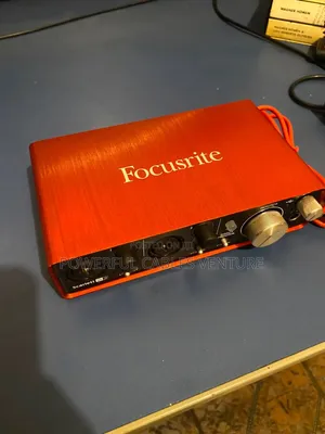 Focusrite Scarlett 2i2