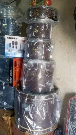 Drummer Boss(Db) 5set Drums Available