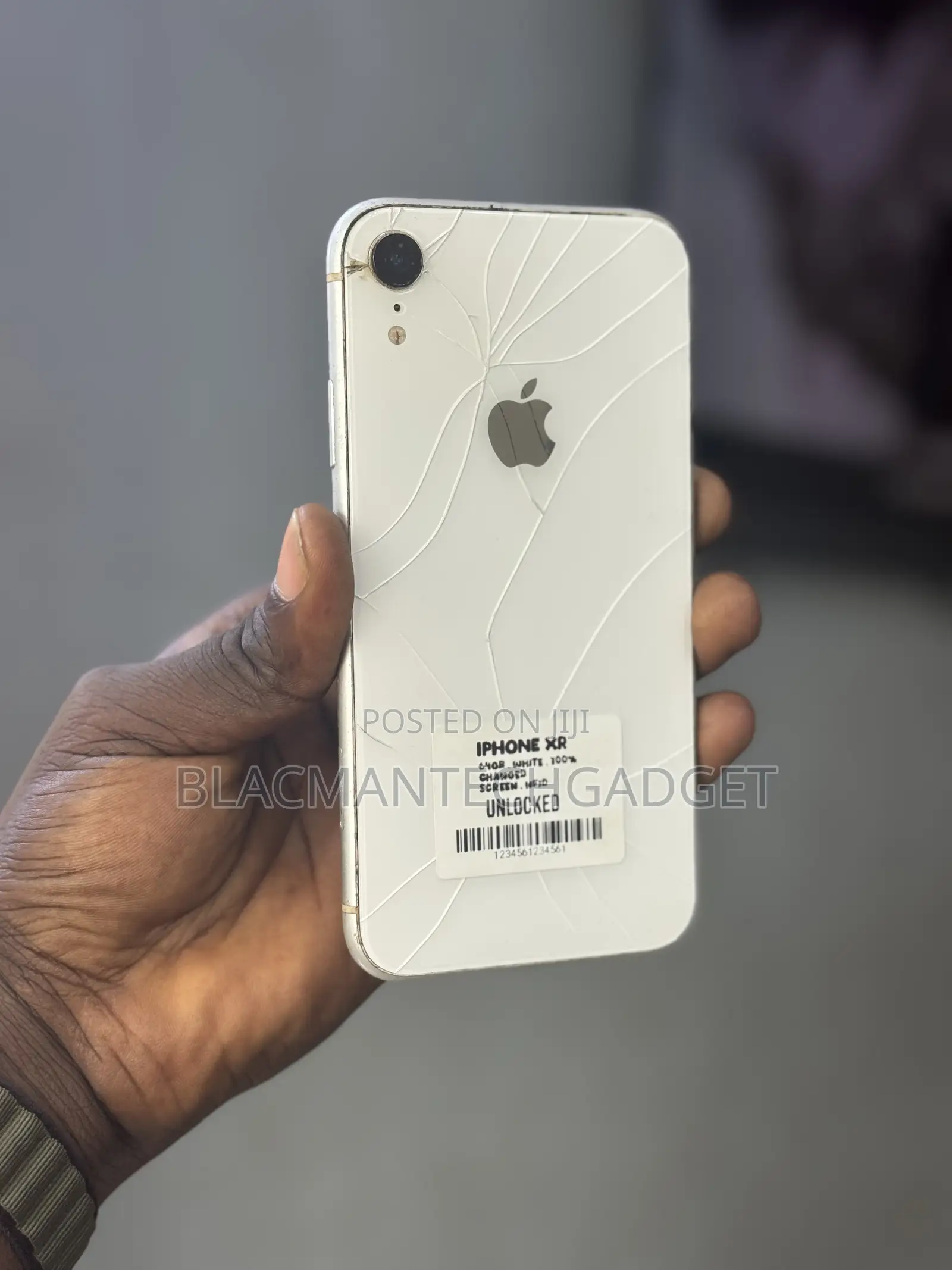 Apple iPhone XR 64 GB White